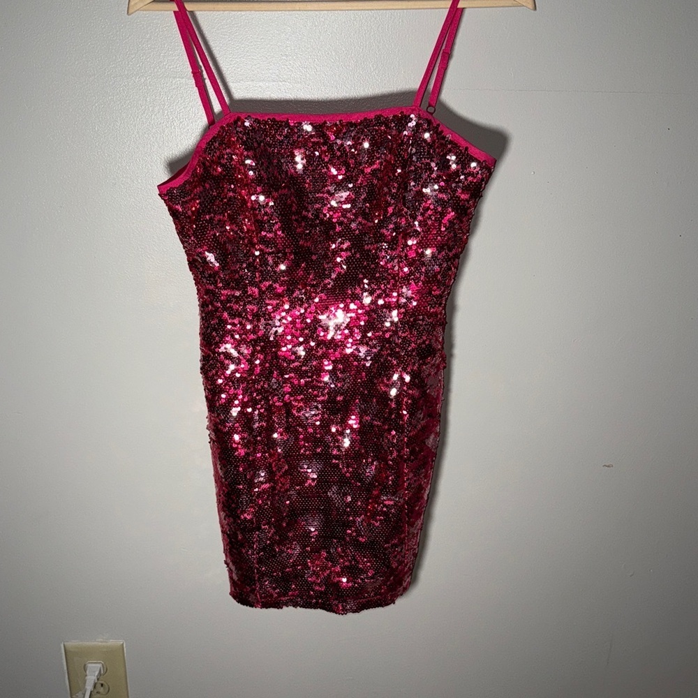 Idem Ditto Hot Pink Sequin Mini Dress Size Small Valentine Date - Picture 10 of 11